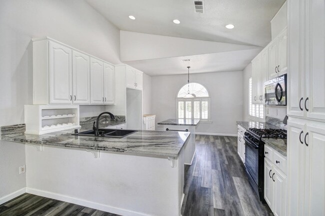 953 Portside Cir in Roseville, CA - Building Photo - Building Photo