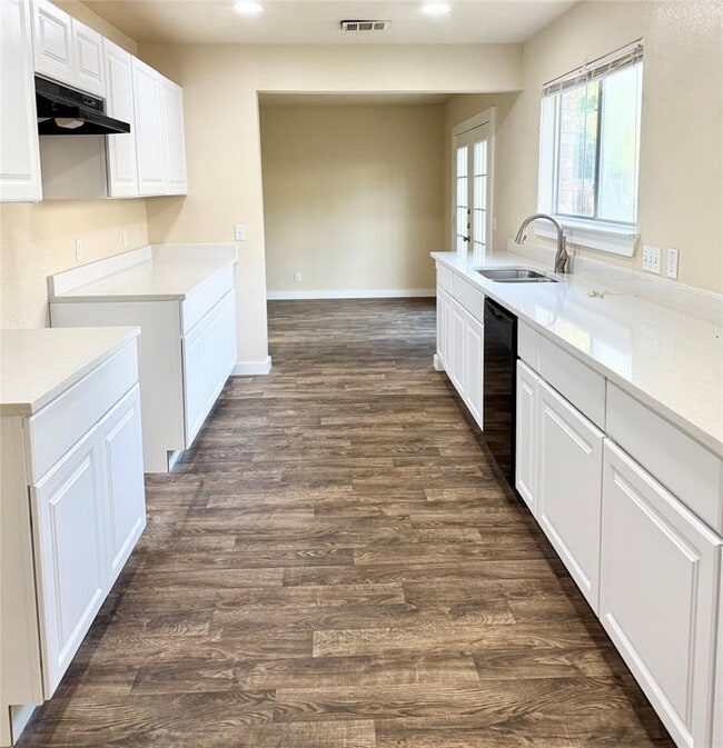 property at 20805 Trotters Ln