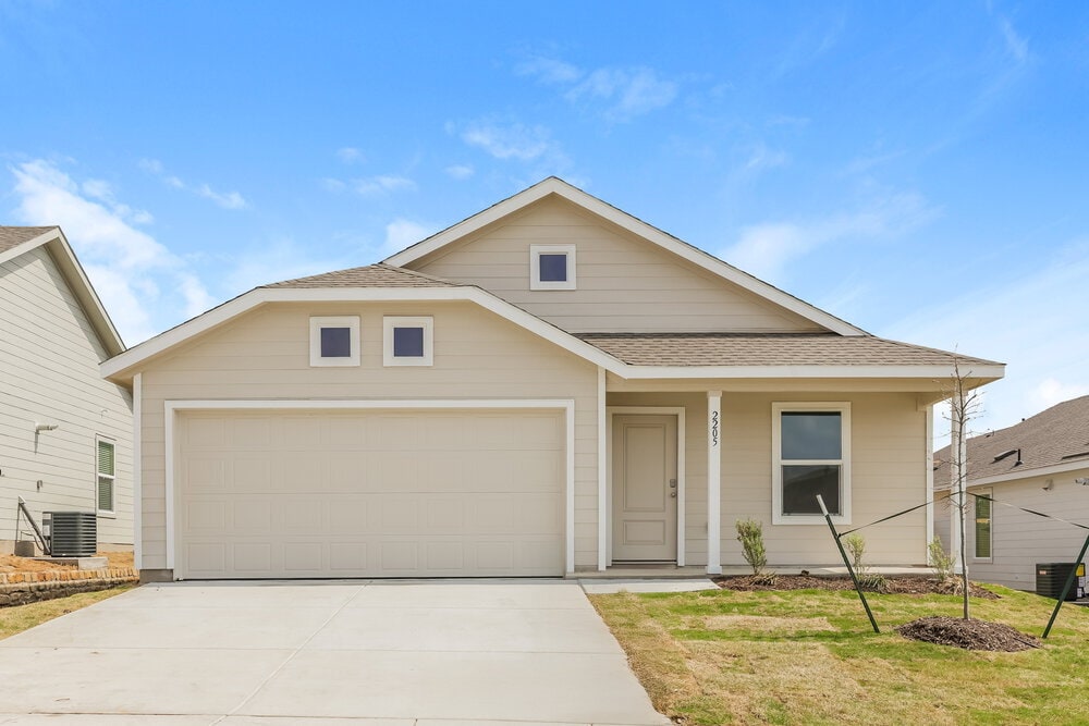 2205 La Vis Ln in Fort Worth, TX - Foto de edificio