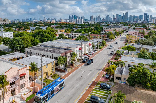 1521 SW 7 Street in Miami, FL - Building Photo - Building Photo