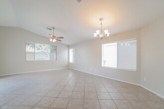 655 N Rita Ln in Chandler, AZ - Building Photo - Building Photo