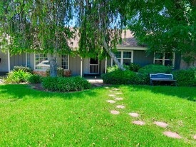 5641 Camino Real in Riverside, CA - Building Photo