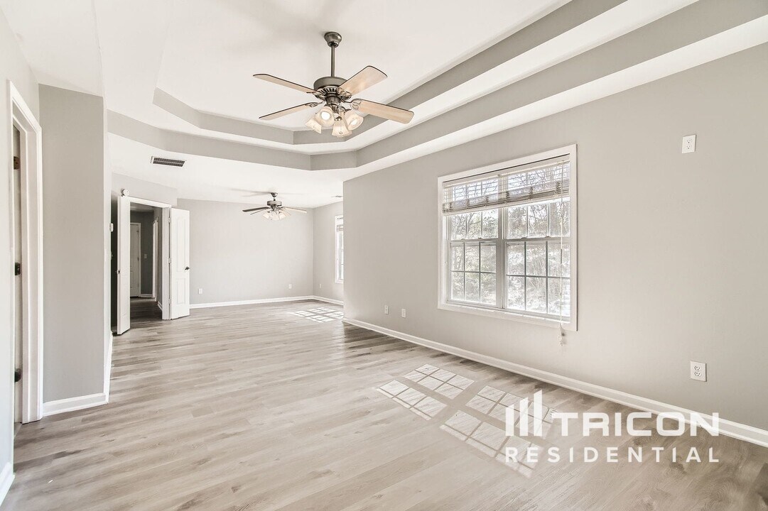 307 Mandy Rose Trce in Stockbridge, GA - Building Photo