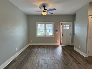121 Chepstow Pl in Black Mountain, NC - Building Photo - Building Photo