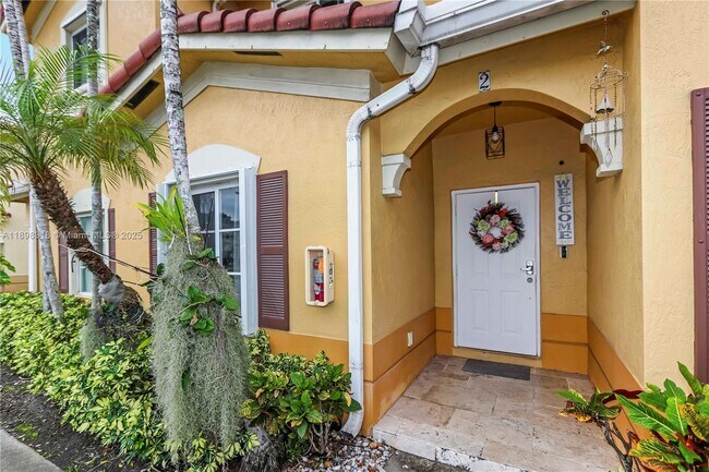 10778 NW 84th St in Doral, FL - Building Photo - Building Photo