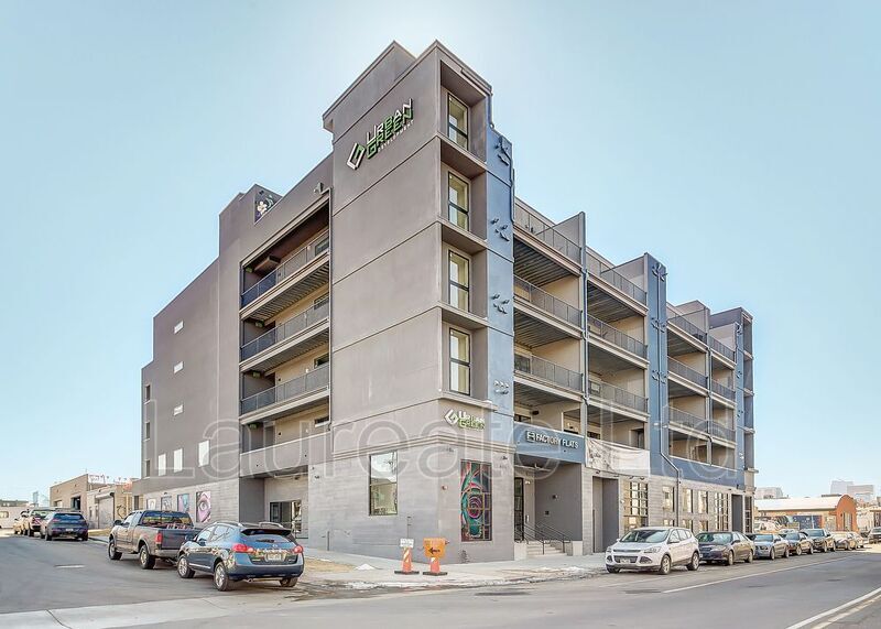 3198 Blake St in Denver, CO - Building Photo