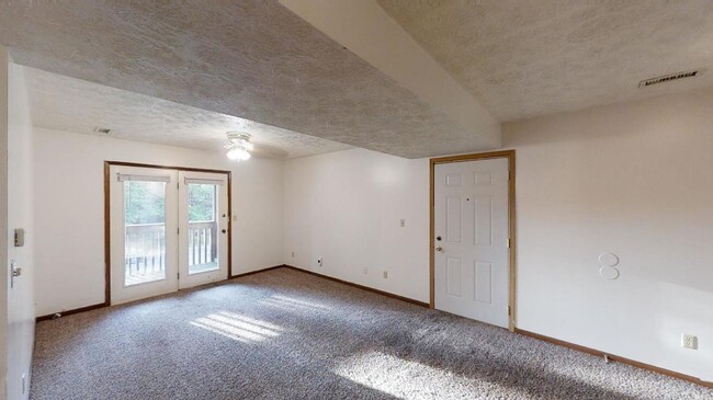 Stratford II in West Lafayette, IN - Building Photo - Interior Photo