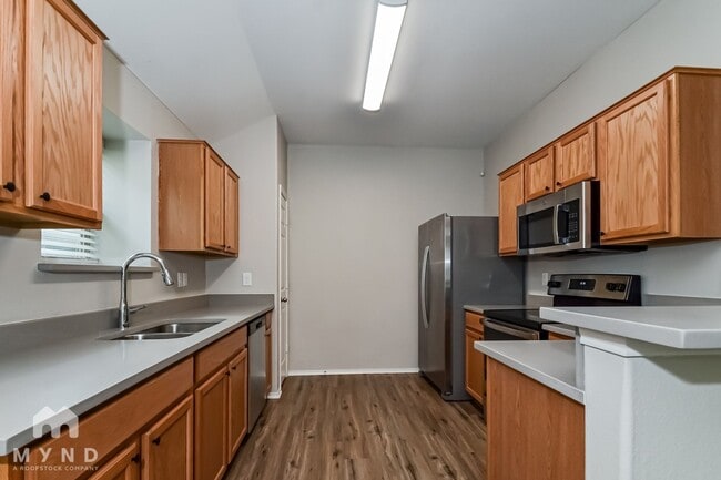 1819 Sea Gull Dr in Grand Prairie, TX - Building Photo - Building Photo