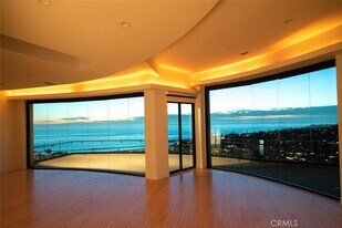 648 Mystic View in Laguna Beach, CA - Building Photo