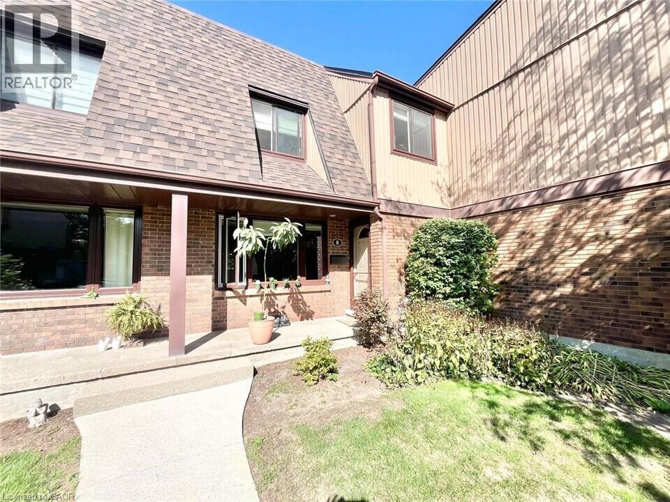 279 Sandowne Dr in Waterloo, ON - Building Photo