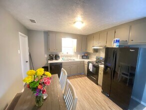 163 Kim Chase Rd, Unit Fully Furnished in Athens, GA - Building Photo - Building Photo