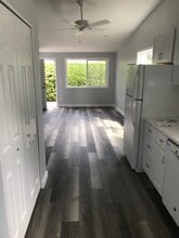 3203 Watson Ave, Unit B in Vancouver, WA - Building Photo - Building Photo