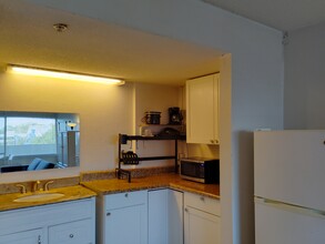 2506 S Ocean Blvd, Unit 3 in Myrtle Beach, SC - Building Photo - Building Photo