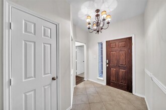 1911 Mound Lake Dr in Richmond, TX - Building Photo - Building Photo