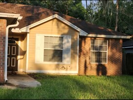 6227 Countryman Ln E in Jacksonville, FL - Building Photo