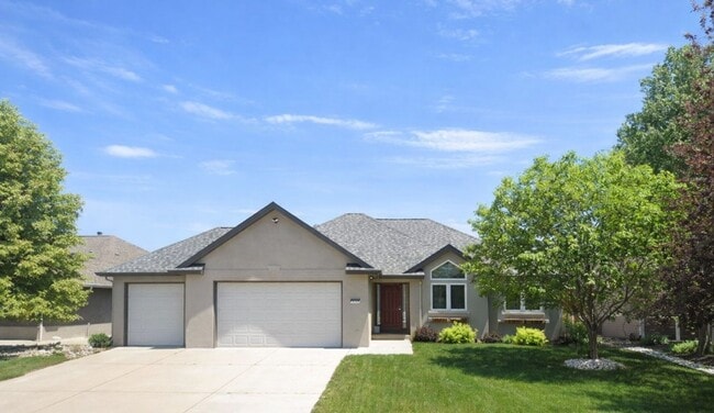 property at 322 N 50th Ave