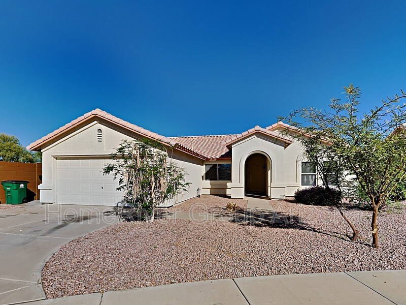 16288 W Washington St in Goodyear, AZ - Building Photo