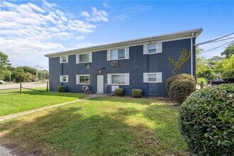 200 Pullman Ave, Unit 4 in Portsmouth, VA - Building Photo - Building Photo