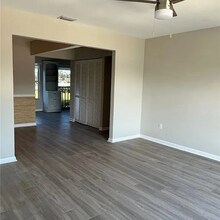 6824 Sandtrap Dr N in Ft. Myers, FL - Building Photo - Building Photo