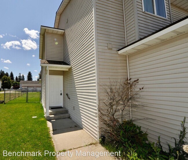 1812 E Coeur D Alene Ave photo'