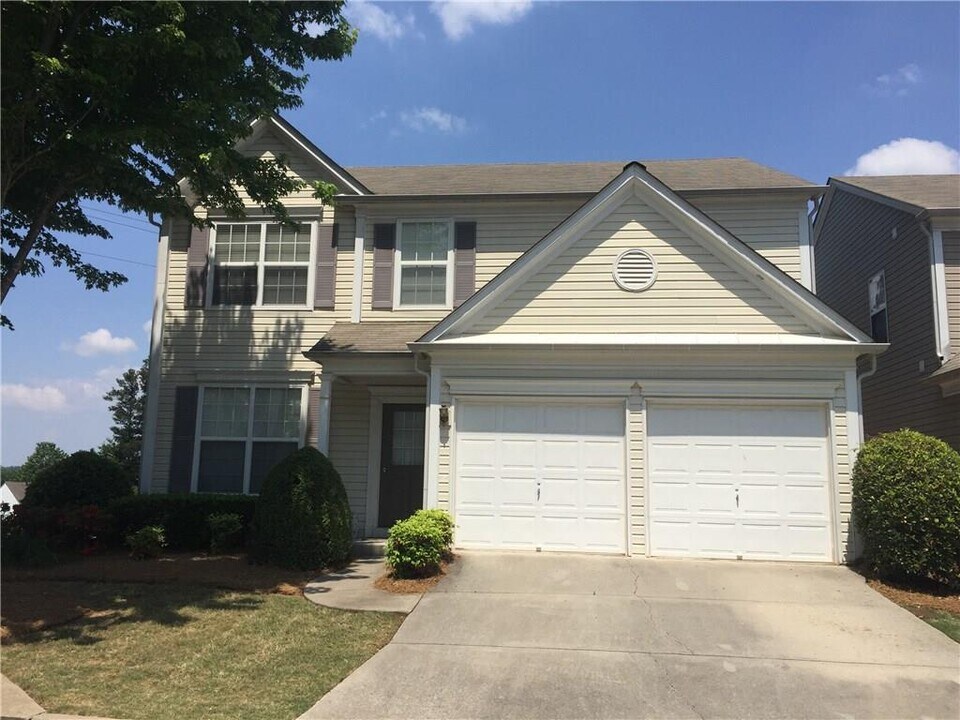 708 Wendlebury Ct in Alpharetta, GA - Building Photo