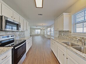 626 Mable Dr in La Vergne, TN - Foto de edificio - Building Photo