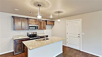 4318 Stonehaven Dr in Del City, OK - Building Photo - Building Photo