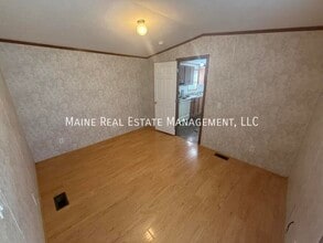 1343 Ohio St in Bangor, ME - Building Photo - Building Photo