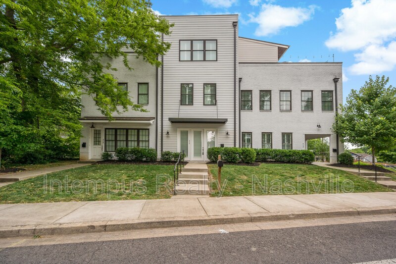 416 Douglas Ave in Nashville, TN - Building Photo