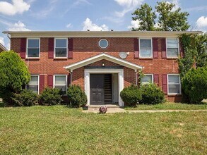 7417 Garrison Rd in Louisville, KY - Building Photo - Building Photo