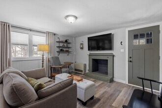 31 Water St in Bradford, NH - Building Photo - Building Photo