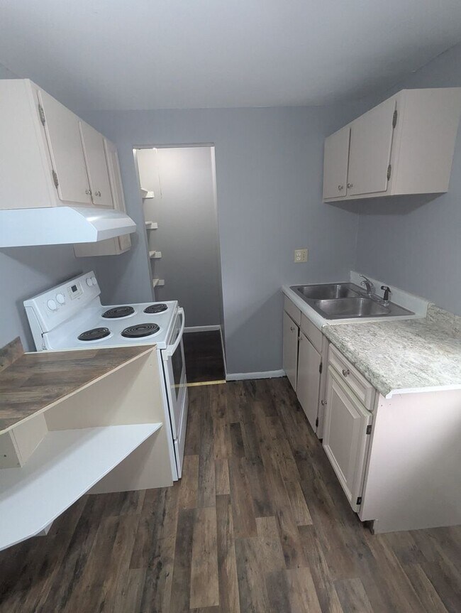1 Main St in Ravena, NY - Building Photo - Building Photo