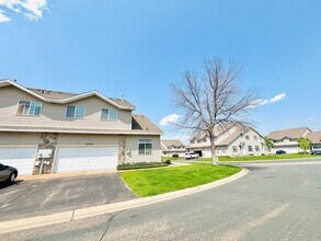 12708 Flamingo St NW in Minneapolis, MN - Building Photo - Building Photo