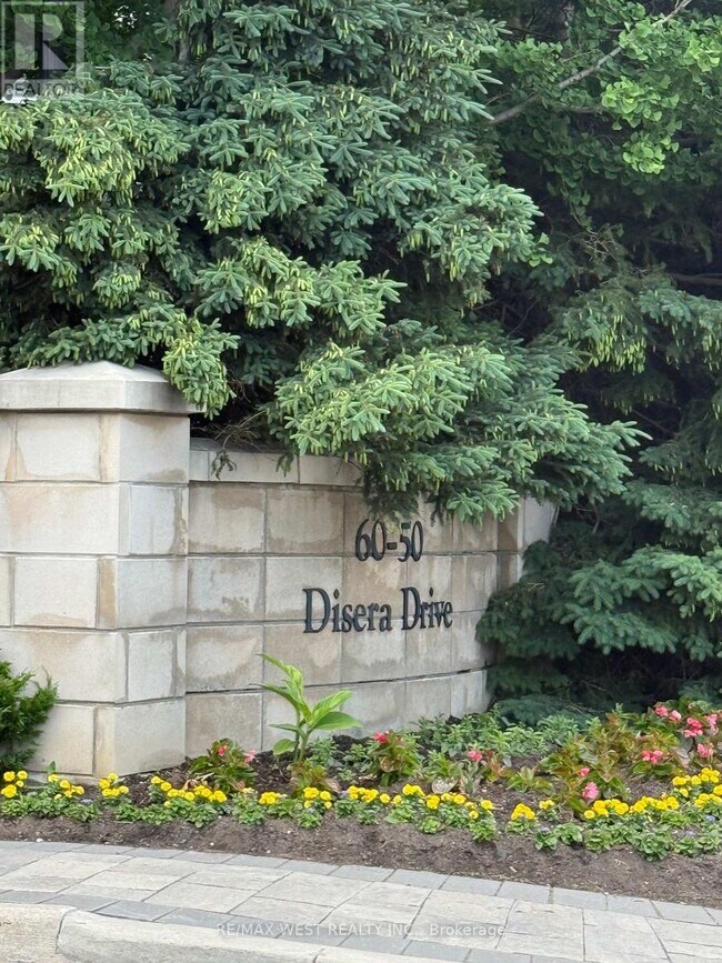 50-950 Disera Dr in Vaughan, ON - Building Photo - Building Photo