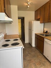 400 S Saliman, J-83 in Carson City, NV - Building Photo - Building Photo