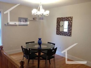 25 Aspinwall Ave, Unit 1 in Brookline, MA - Building Photo - Building Photo