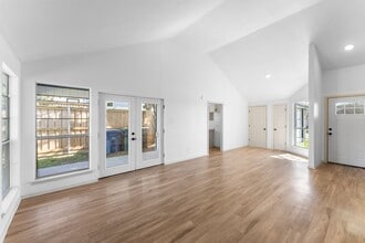 1202 Calle San Marcos in Corpus Christi, TX - Building Photo - Building Photo