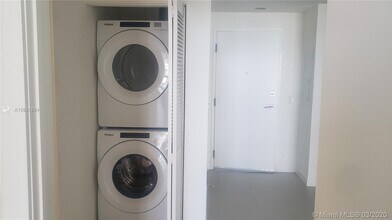 5350 NW 84th Ave-Unit -914 in Doral, FL - Building Photo - Building Photo