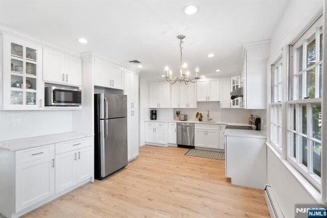 property at 611 Cliff St