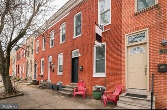 1409 E Clement St in Baltimore, MD - Building Photo - Building Photo