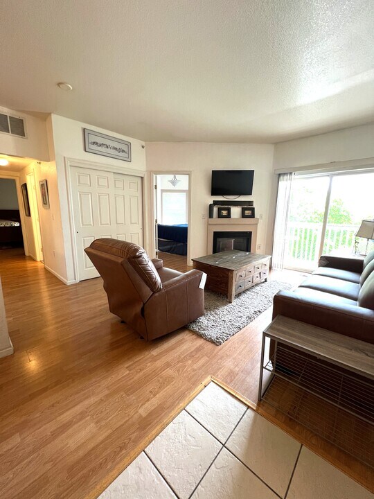 2430 W 82nd Pl in Westminster, CO - Building Photo