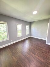 436 W Queen Ln in Philadelphia, PA - Building Photo - Building Photo