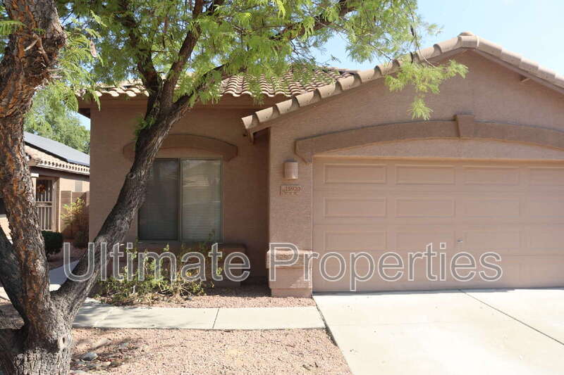 15920 W Tara Ln in Surprise, AZ - Building Photo