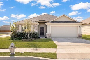 7043 Diamond Vly in San Antonio, TX - Building Photo