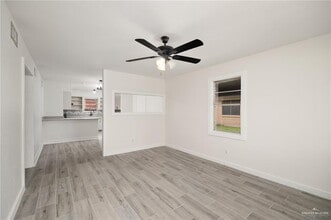 1101 W 4th St in Weslaco, TX - Building Photo - Building Photo