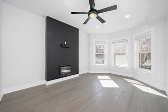 3134 W Fullerton Ave in Chicago, IL - Building Photo - Building Photo