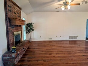 1431 Cherokee Cir in Burkburnett, TX - Building Photo - Building Photo