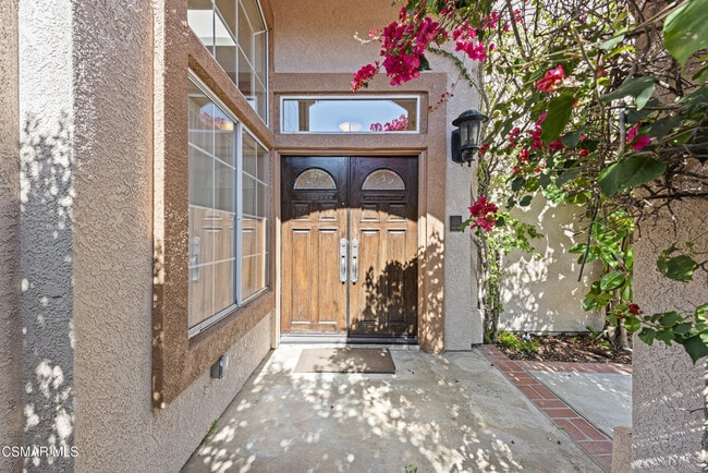 1811 Fox Springs Cir in Thousand Oaks, CA - Building Photo - Building Photo