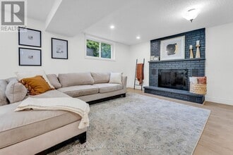 9 Piper Pl in Hamilton, ON - Building Photo - Building Photo