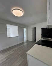 7611 NE 2nd Ct in Miami, FL - Building Photo - Building Photo